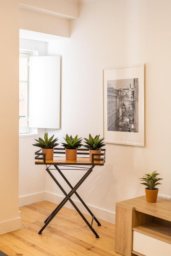 Apartamento Alfama Chic Penabuquel Lisboa Exterior foto