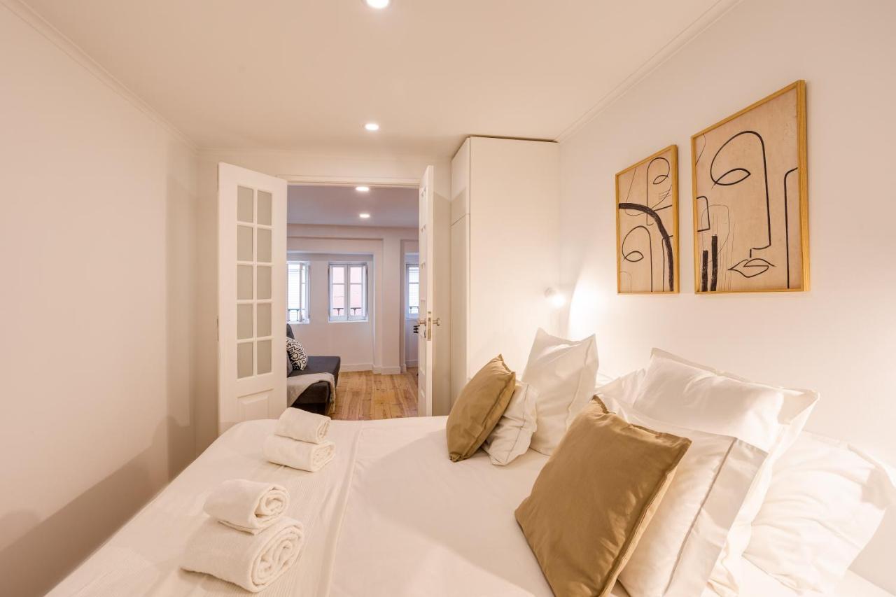 Apartamento Alfama Chic Penabuquel Lisboa Exterior foto