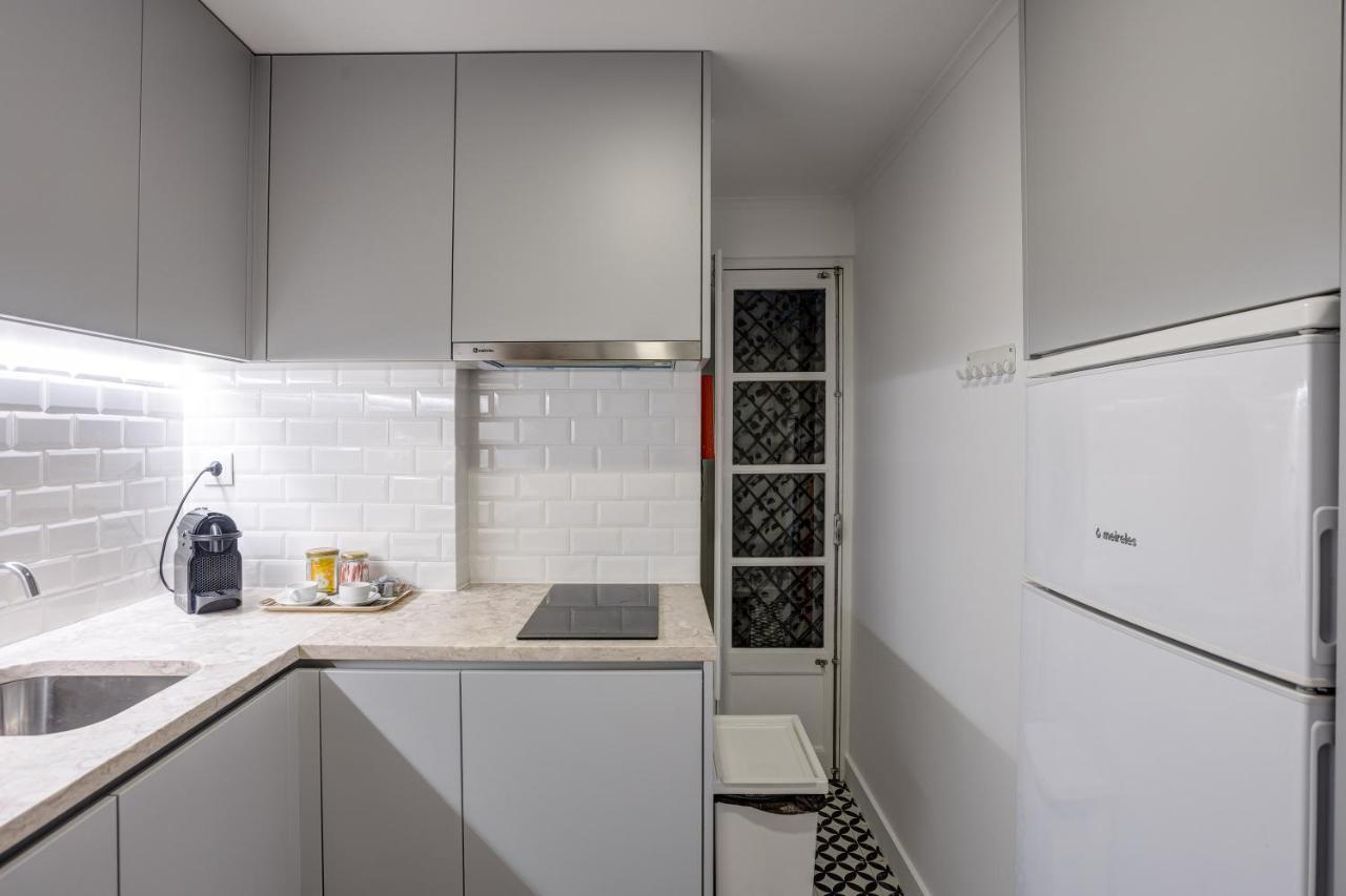 Apartamento Alfama Chic Penabuquel Lisboa Exterior foto