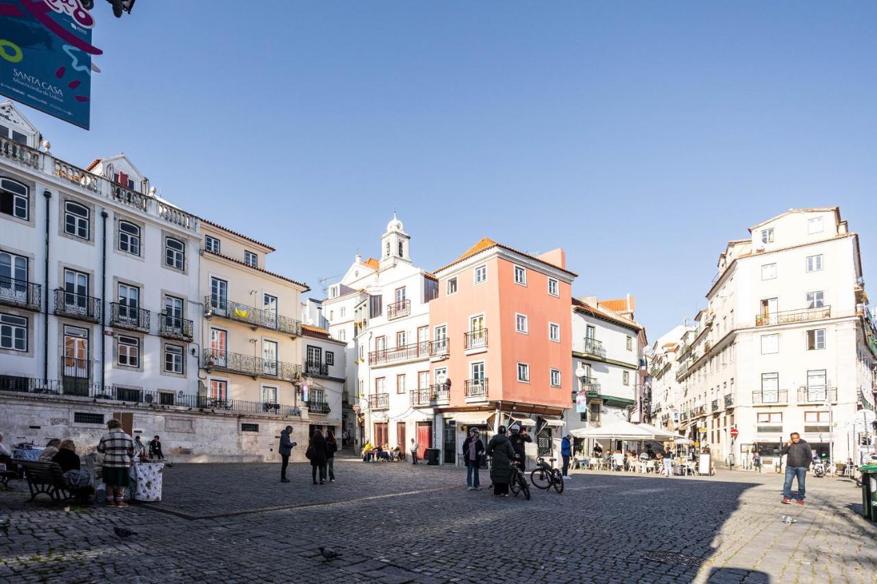 Apartamento Alfama Chic Penabuquel Lisboa Exterior foto